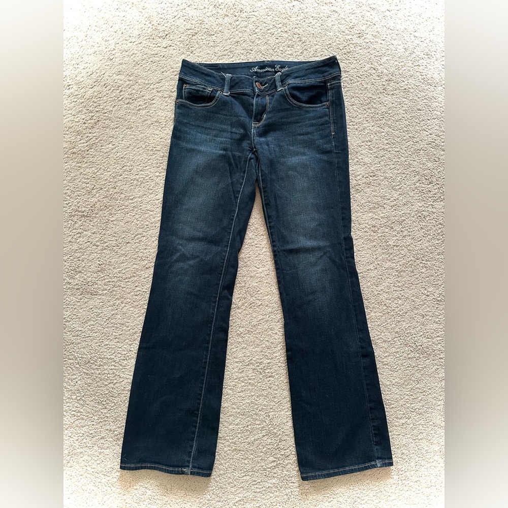 American Eagle Size 8 Super Flattering Boot Cut Jeans